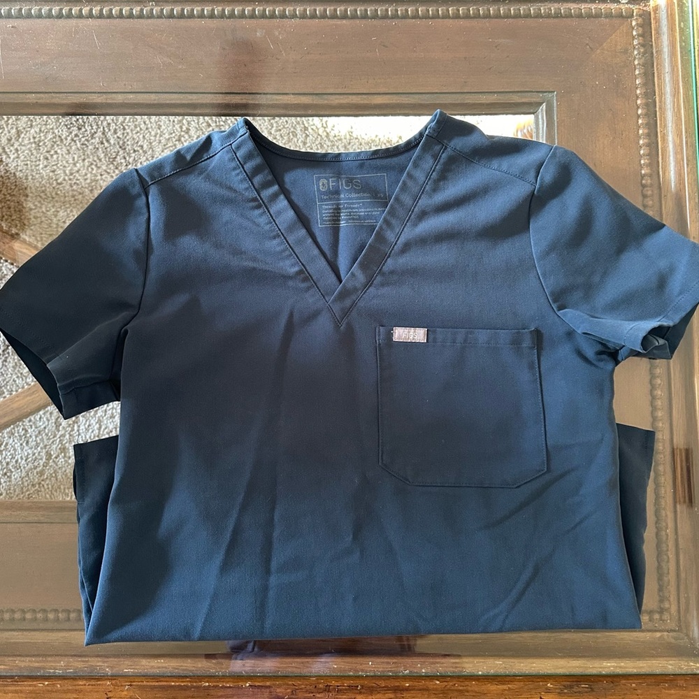 Figs - Catarina Scrub Top